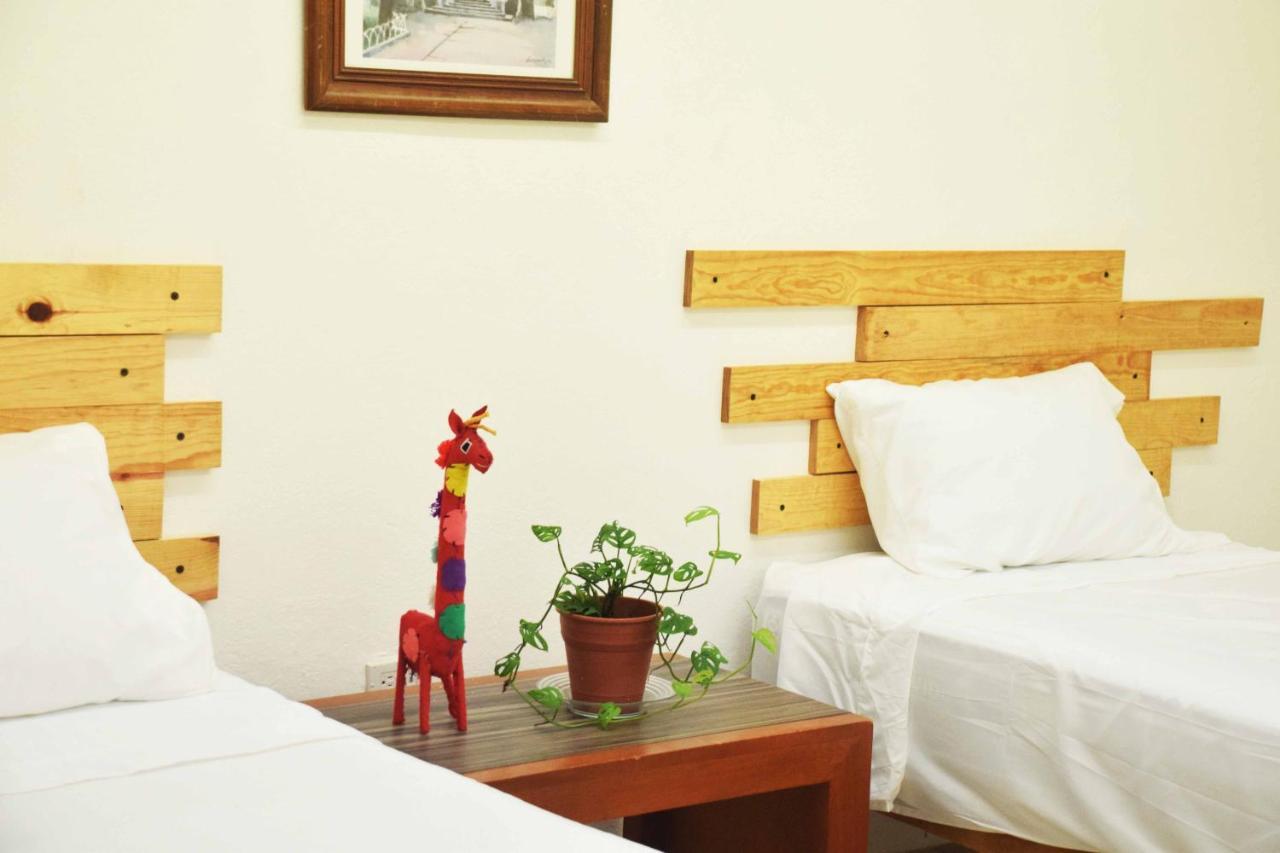 Hostal Casa Bohemia เมริดา ภายนอก รูปภาพ